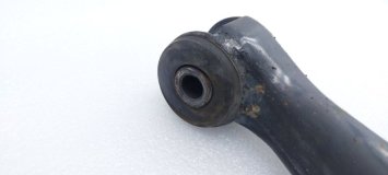 Рычаг подвески правый передний Cadillac Escalade K2 2016 L86