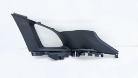 Обшивка багажника правая Zeekr 001 1 2023