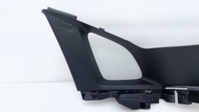 Обшивка багажника правая Zeekr 001 1 2023