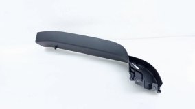 Обшивка двери багажника левая Zeekr 001 1 2023