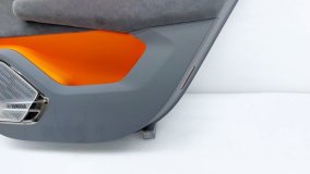 Обшивка двери правая задняя Zeekr 001 1 2023