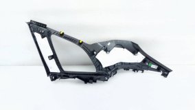 Обшивка багажника левая Zeekr 001 1 2023