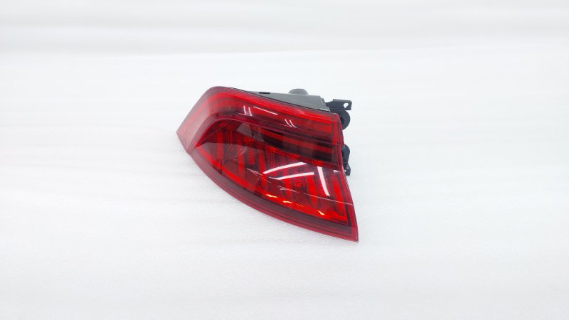 Фонарь Audi Q8 4MN CVMD 2019 задн. лев. (б/у)