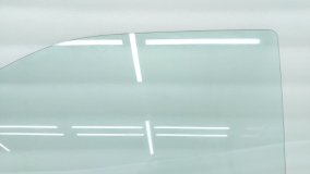 Стекло двери левое переднее Volkswagen Transporter Caravelle T5 2011 CAAC