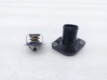 Крышка термостата Nissan Qashqai J11 2014 MR20DD Крышка термостата Nissan Qashqai J11 2014 MR20DD