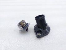 Крышка термостата Nissan Qashqai J11 2014 MR20DD Крышка термостата Nissan Qashqai J11 2014 MR20DD