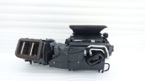 Корпус отопителя Volkswagen Touareg CR7 2021 CVMD