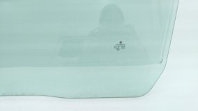 Стекло двери левое переднее Volkswagen Transporter T5 2014 CFCA