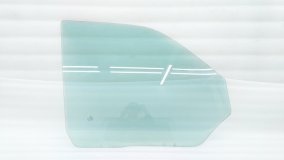 Стекло двери правое переднее Volkswagen Caravelle T6 2018 CAAC