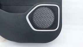 Обшивка двери левая задняя Geely Coolray SX11 2025 JLH-3G15TD