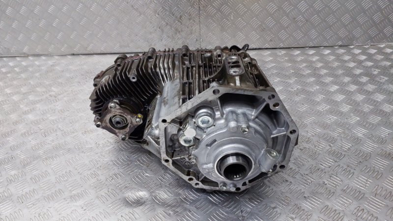 Раздаточная коробка Toyota Land Cruiser URJ202 1UR-FE 2019 (б/у)