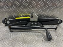 Домкрат Audi S5 8T