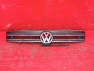 Решетка радиатора VOLKSWAGEN TIGUAN 1 2011-2016