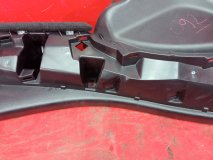 Обшивка салона правая задняя LEXUS RX 4 2015-2019 Обшивка салона правая задняя LEXUS RX 4 2015-2019