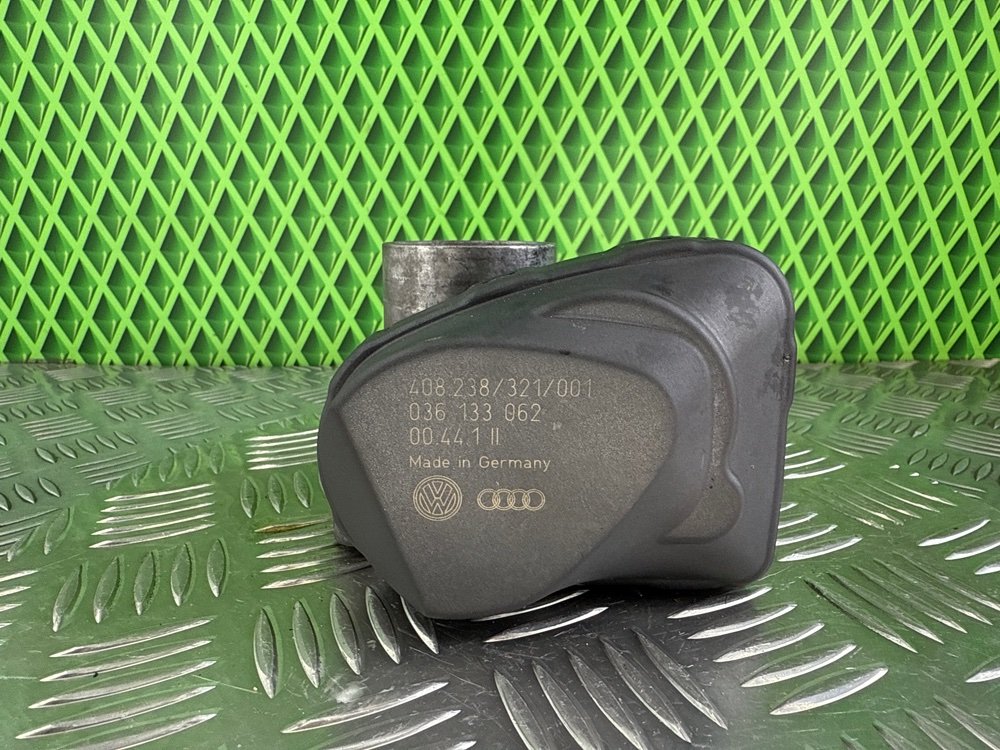 Дроссельная заслонка Volkswagen Golf 4 AXP 1.4 75 Л.С. (б/у)