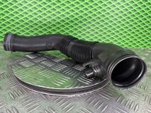Патрубок воздушного фильтра Audi A3 8P BSE 1.6 102 л.с.