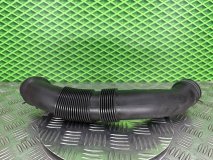 Патрубок воздушного фильтра Audi A3 8P BSE 1.6 102 л.с.