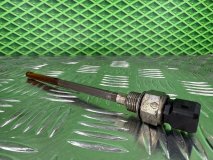 Датчик уровня масла Renault Megane 2 K4M812 1.6 113 л.с. Датчик уровня масла Renault Megane 2 K4M812 1.6 113 л.с.