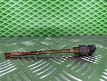 Датчик уровня масла Renault Megane 2 K4M812 1.6 113 л.с. Датчик уровня масла Renault Megane 2 K4M812 1.6 113 л.с.