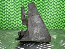 Кронштейн троса МКПП Renault Megane 2 K4M812 1.6 113 л.с.