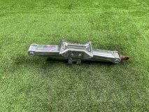 Домкрат Toyota Mark II JZX100 1999 1JZ-GTE