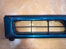 Решетка NISSAN MISTRAL R20 TD27T