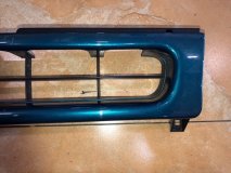 Решетка NISSAN MISTRAL R20 TD27T