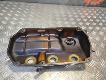 Крышка клапанов Mitsubishi Galant