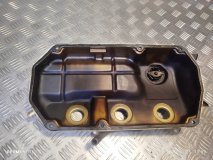 Крышка клапанов Mitsubishi Galant