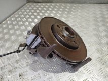 Поворотный кулак со ступицей левый передний VOLKSWAGEN Polo Mk4 2003 BBY 1.4