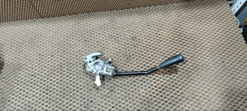 Рычаг переключения КПП Toyota Granvia VCH10W 5VZFE