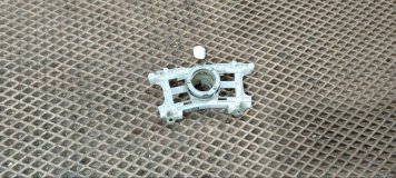 Крепление подрулевых переключателей Toyota Granvia VCH10W 5VZFE