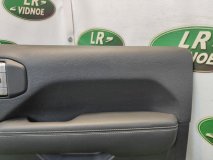 Обшивка двери правая передняя Jeep Wrangler JL 2020 2.0T