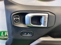 Обивка двери правая передняя Jeep Wrangler JLUS74 2020 EC1 - 2.0L