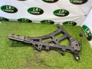 Кронштейн бампера правый задний Jaguar F-Pace X761 2016 306PS