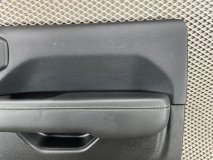 Обшивка двери правая передняя Jeep Wrangler JL 2019 2.0T