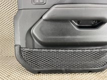 Обшивка двери правая передняя Jeep Wrangler JL 2019 2.0T