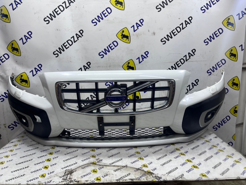 Бампер Volvo XC70 BZ B6304T 2011 перед. (б/у)