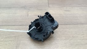 Шлейф-лента подушки безопасности Hyundai Solaris Седан 2013 G4FA 1.4 Шлейф-лента подушки безопасности Hyundai Solaris Седан 2013 G4FA 1.4