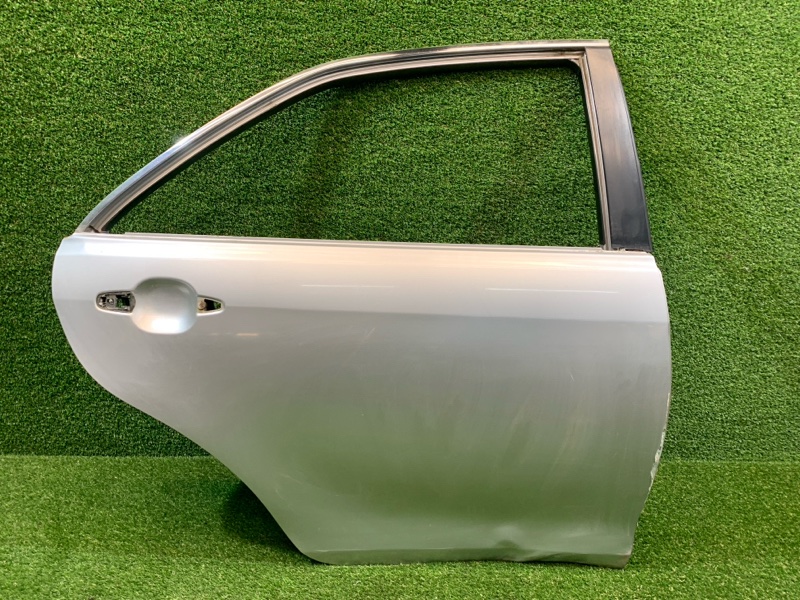 Дверь Toyota Camry 3.5 2GRFE 2007 задн. прав. (б/у)