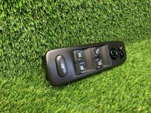 Блок стеклоподъемников левый передний Renault Kaptur 2019 1.6 H4MD429