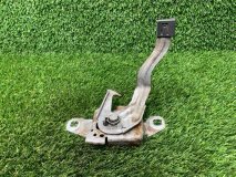 Замок капота Renault Kaptur 2019 1.6 H4MD429