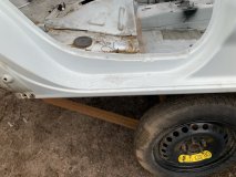 Порог кузова правый Renault Kaptur 2019 1.6 H4MD429