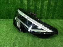 Фара правая Audi A3 8Y