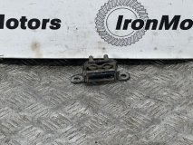 Петля двери багажника левая Toyota Land Cruiser UZJ100 2007