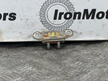 Петля двери багажника левая Toyota Land Cruiser UZJ100 2007