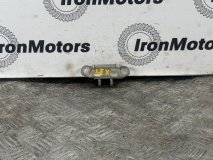 Петля двери багажника правая Toyota Land Cruiser UZJ100 2007