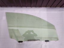 Стекло двери правое переднее TOYOTA COROLLA CROSS ZSG10 09.2021 - Н.В Стекло двери правое переднее TOYOTA COROLLA CROSS ZSG10 09.2021 - Н.В