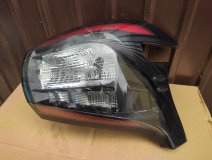 Стоп-сигнал правый задний TOYOTA SIENTA NCP175 ДОРЕСТАЙЛИНГ 07.2015 - 08.2018