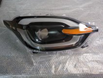 Фара правая передняя TOYOTA SIENTA MXPC10G 08.2022 - Н.В.